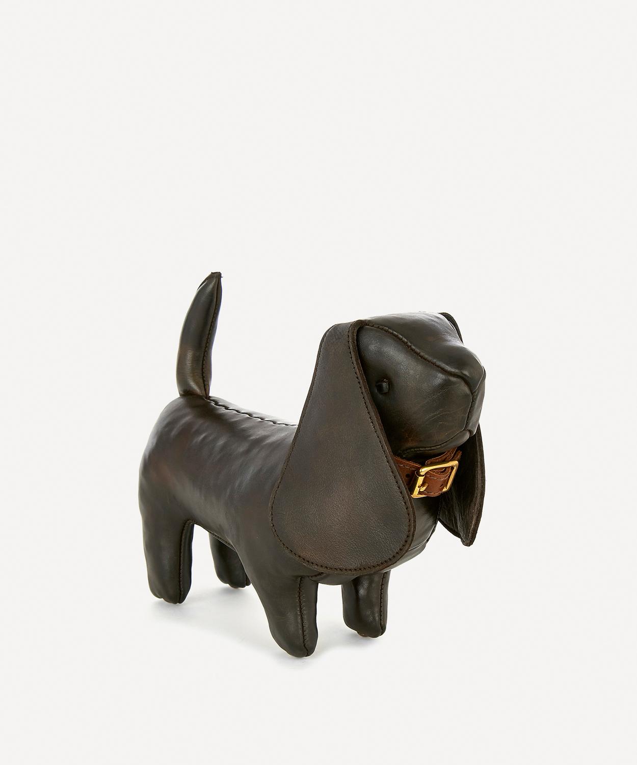 Omersa - Miniature Leather Basset Hound image number 0