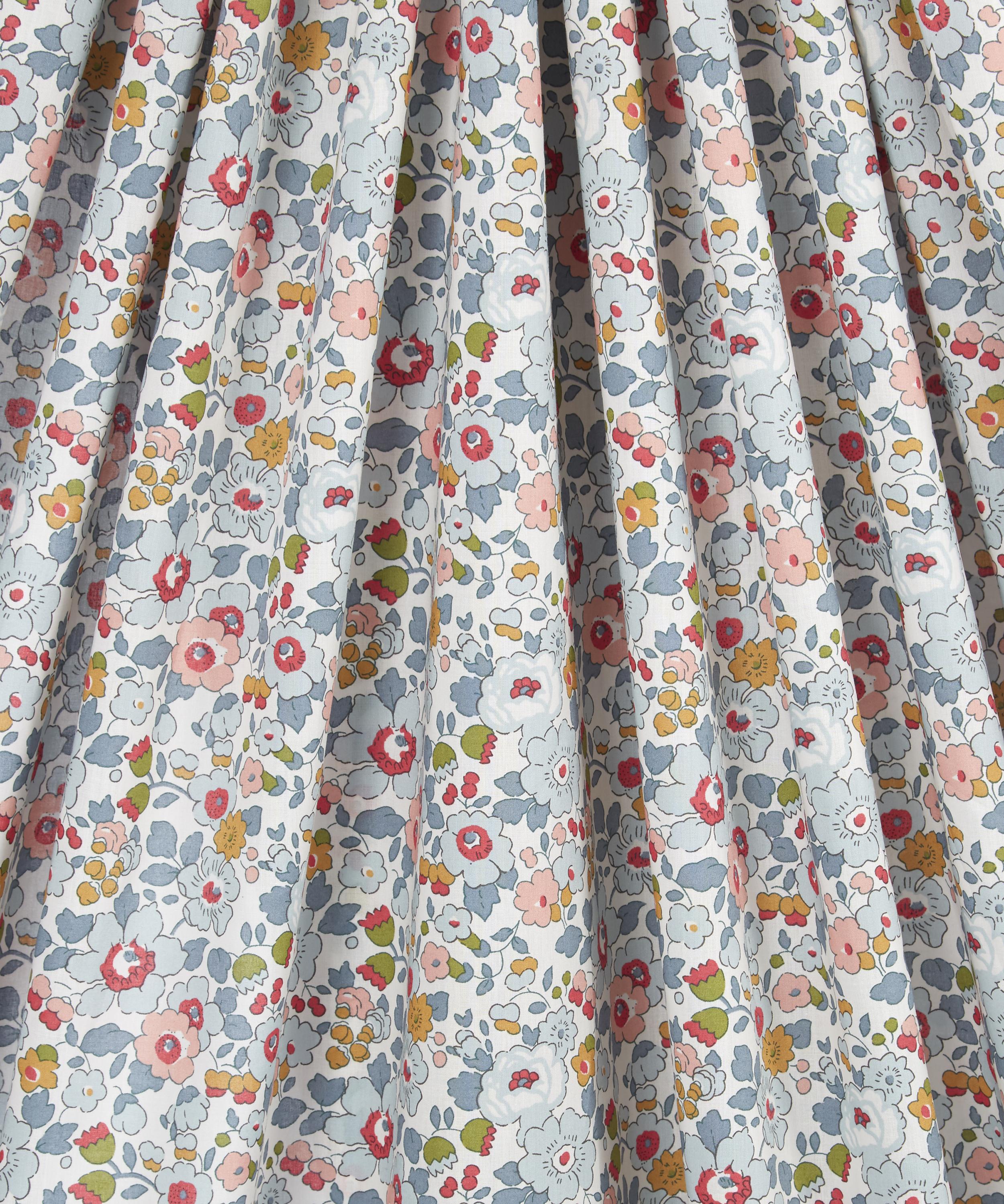 Liberty Fabrics - Betsy Tana Lawn™ Cotton image number 3