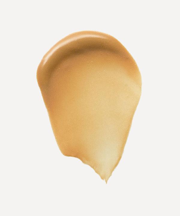 Bobbi Brown - Nude Finish Tinted Moisturiser SPF 15 image number 1