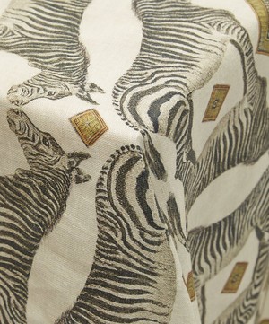 Avenida Home - Zebra 200x150cm Linen Tablecloth image number 2