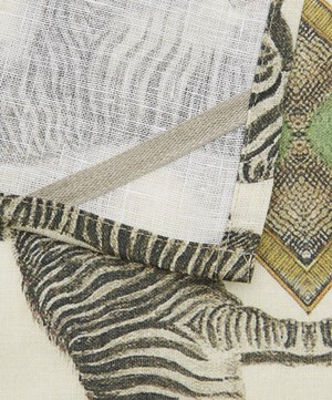 Avenida Home - Wildlife Zebra 70x50cm Linen Tea Towel image number 3