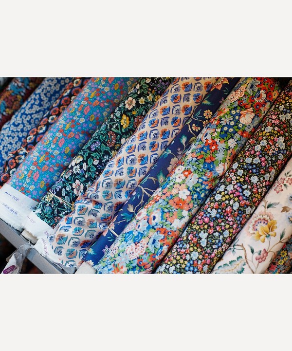 Liberty Fabrics - Poppy Park Crepe de Chine image number 1