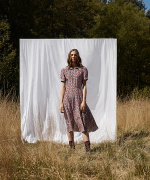 Liberty Fabrics - Clementina Tana Lawn™ Cotton image number 5