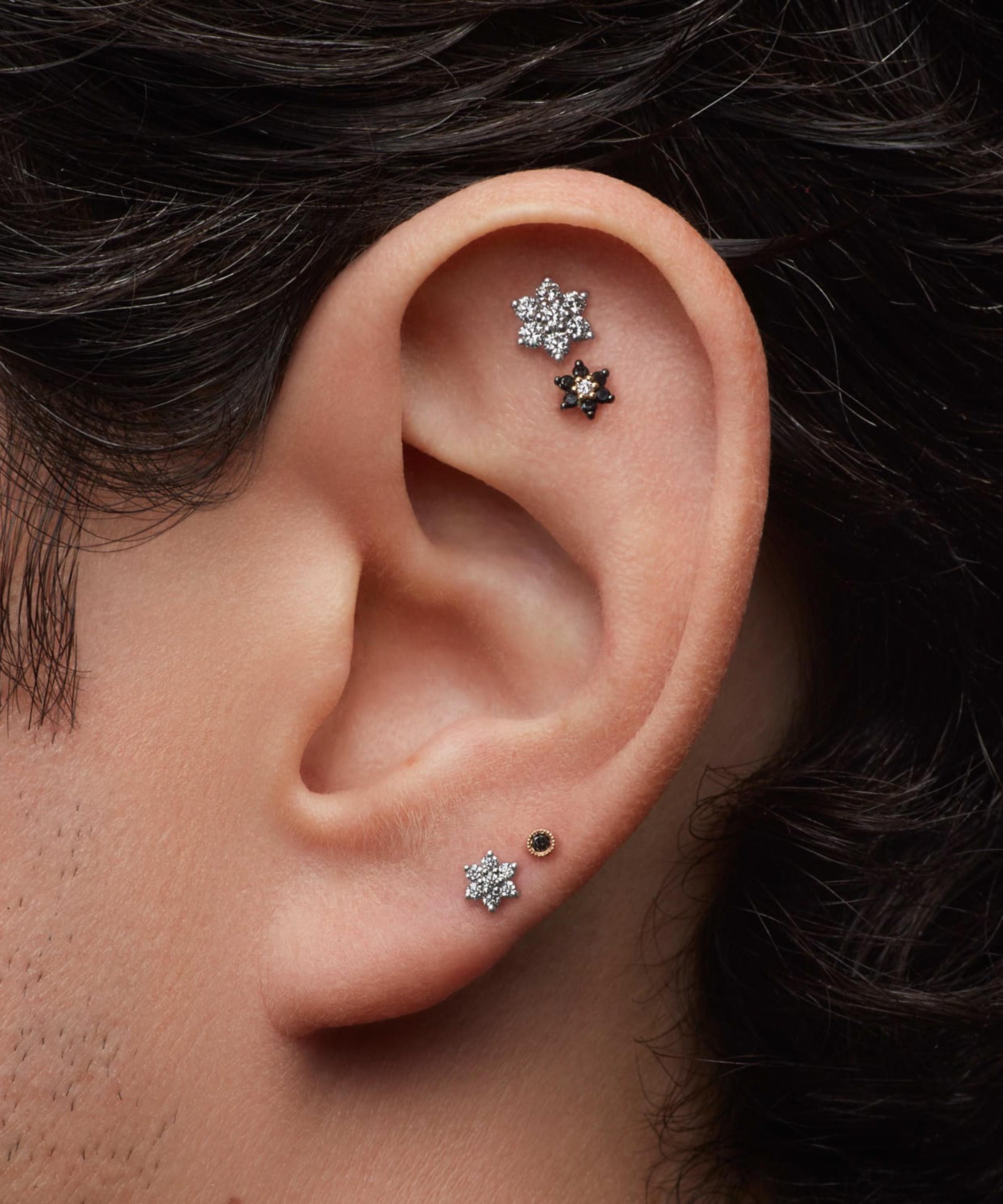 Scalloped Set Diamond Threaded Stud Earring