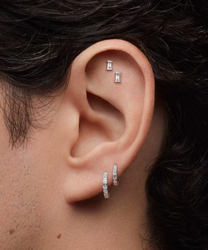 Maria Tash - 18ct 4mm Diamond Baguette Threaded Stud Earring image number 1