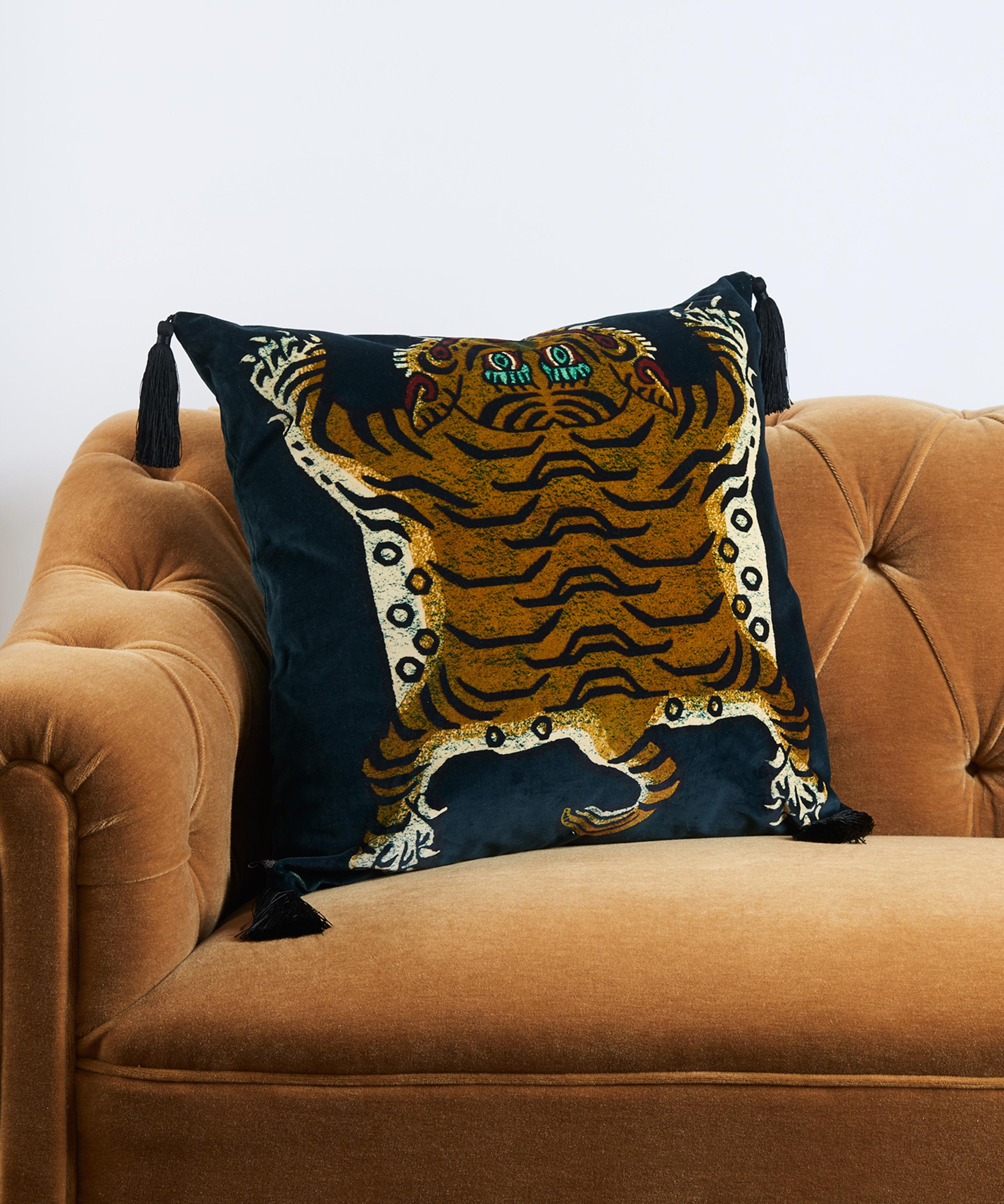 Large velvet clearance cushion