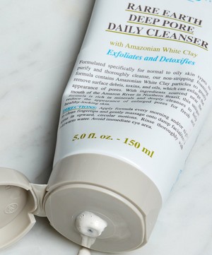 Kiehl's - Rare Earth Deep Pore Daily Cleanser 75ml image number 2