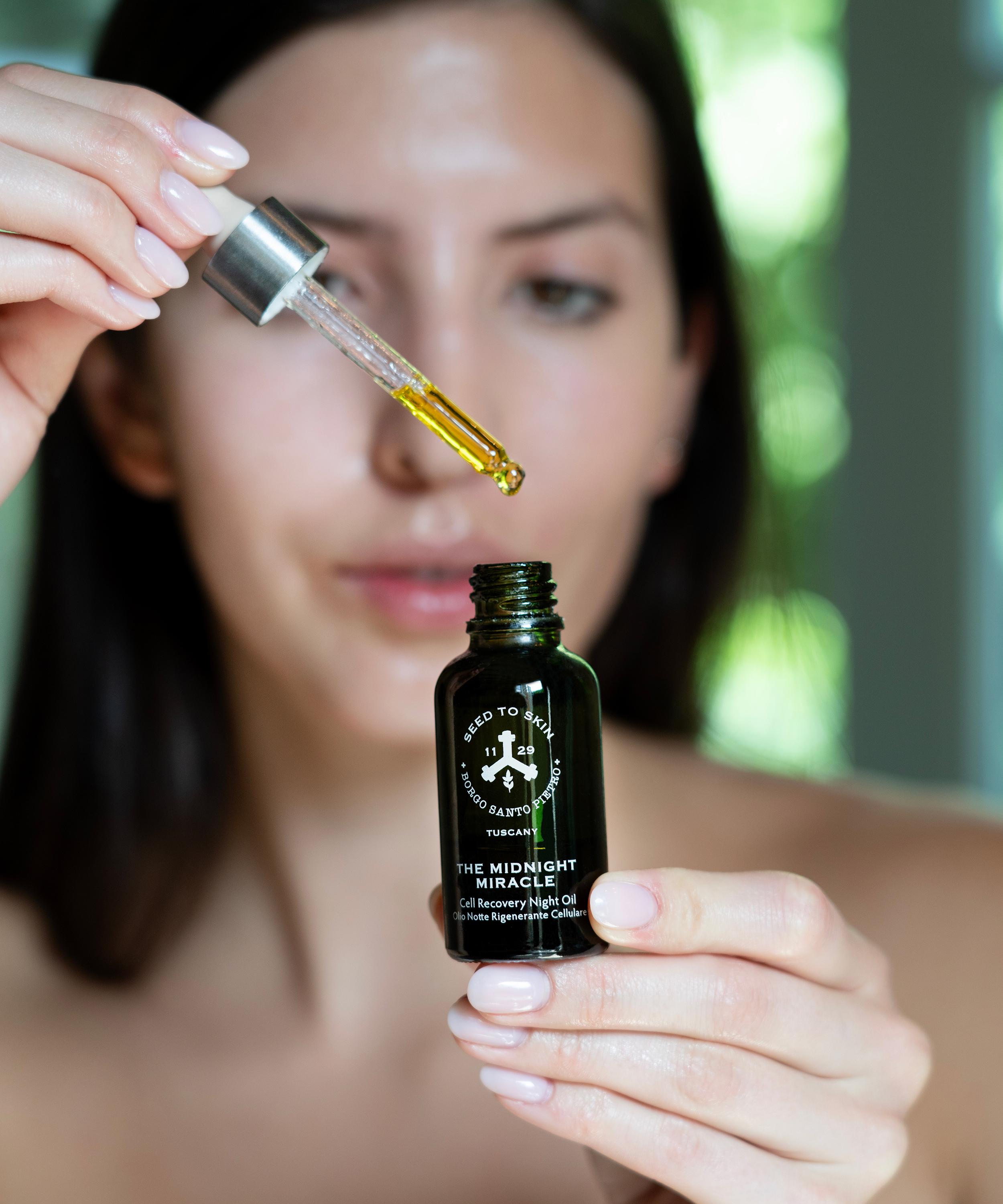 Seed to Skin Tuscany - The Midnight Miracle Cell Recovery Night Oil 30ml image number 2