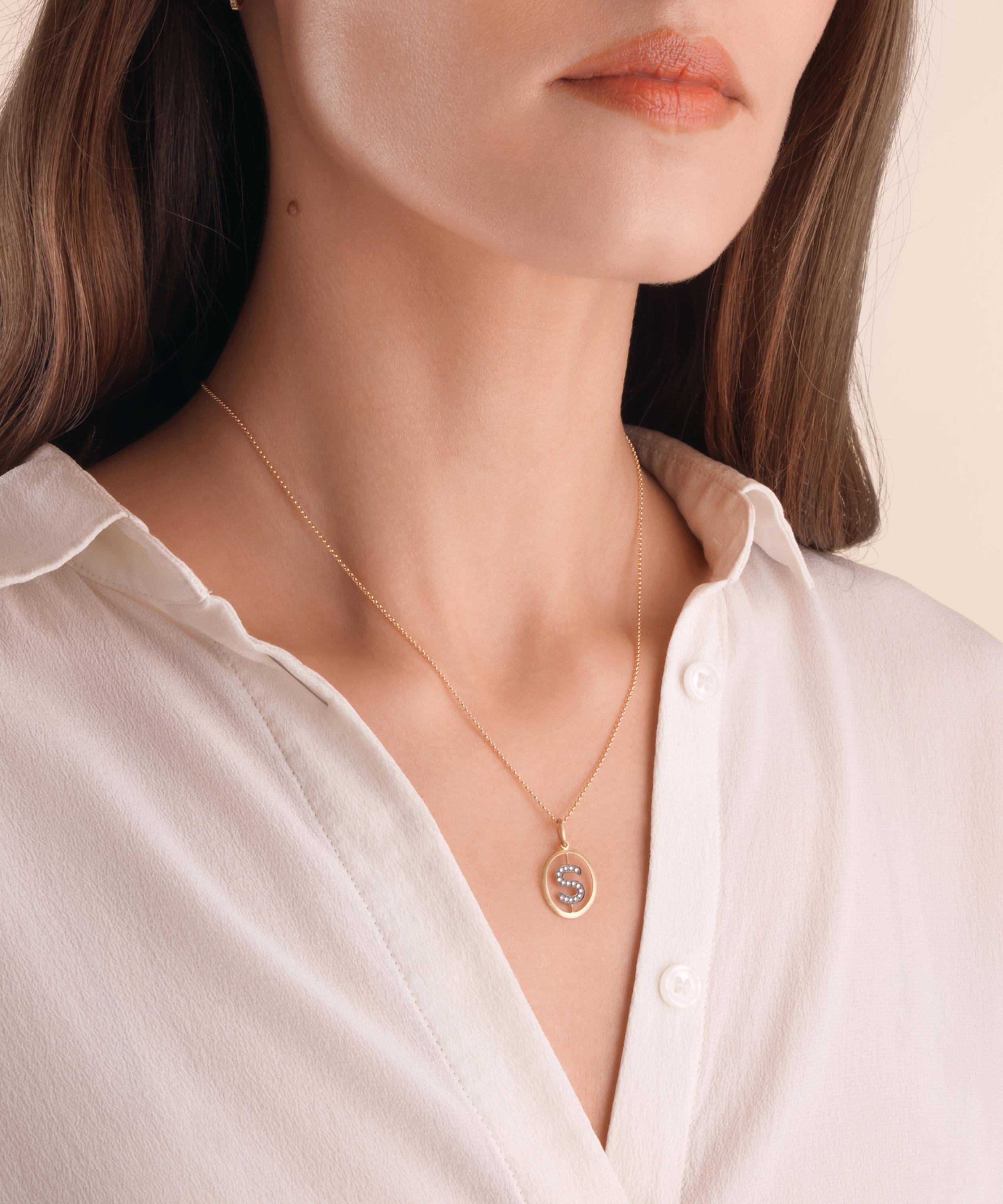 Annoushka - 18ct Gold S Diamond Initial Pendant image number 1