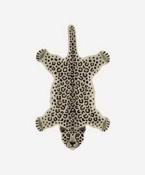 Doing Goods - Large Snowy Leopard Rug image number 0