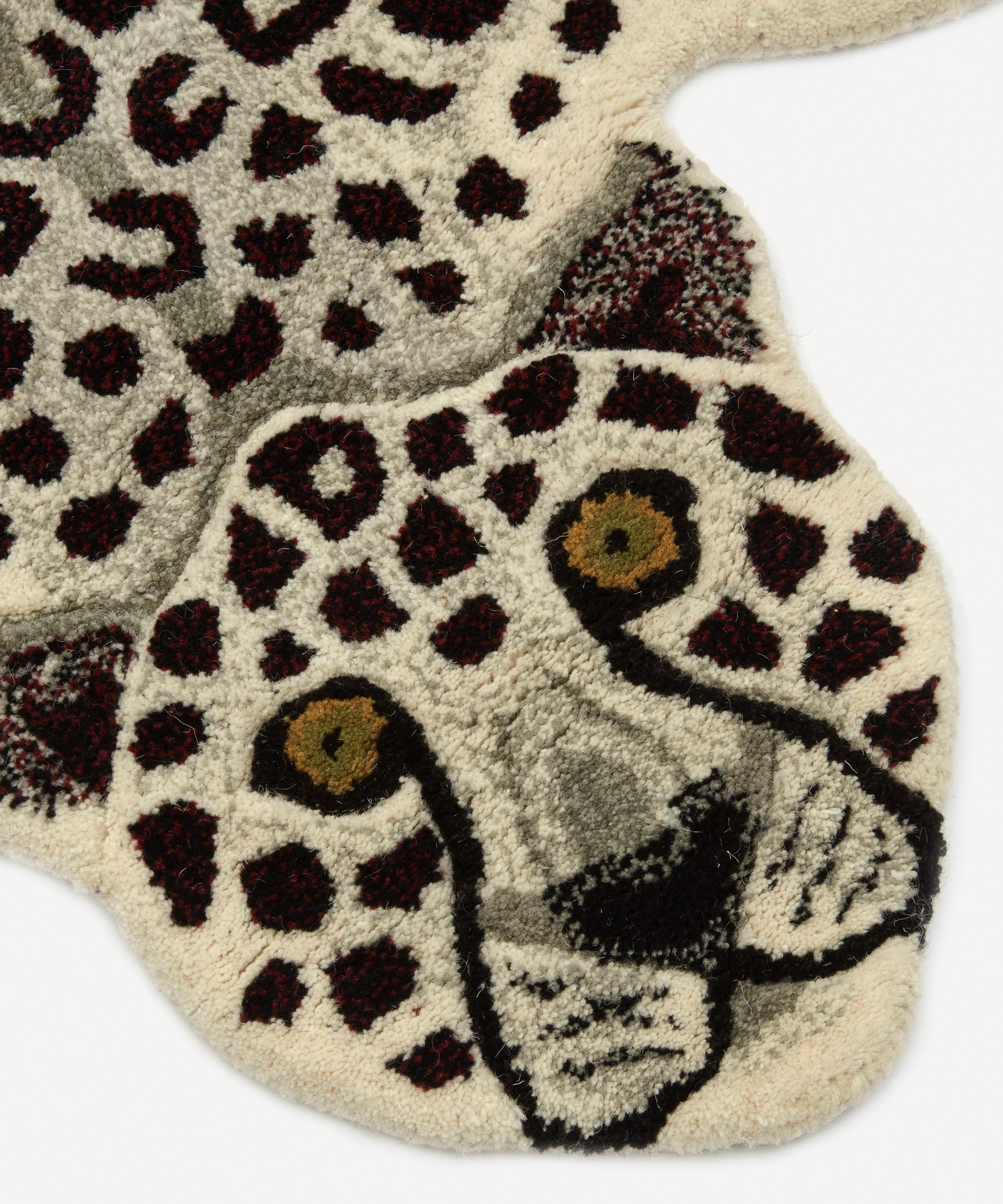Doing Goods - Large Snowy Leopard Rug image number 2