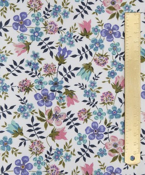 Liberty Fabrics - Edenham Augusta Linen image number 5