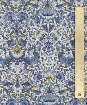 Liberty Fabrics - Lodden Augusta Linen image number 4