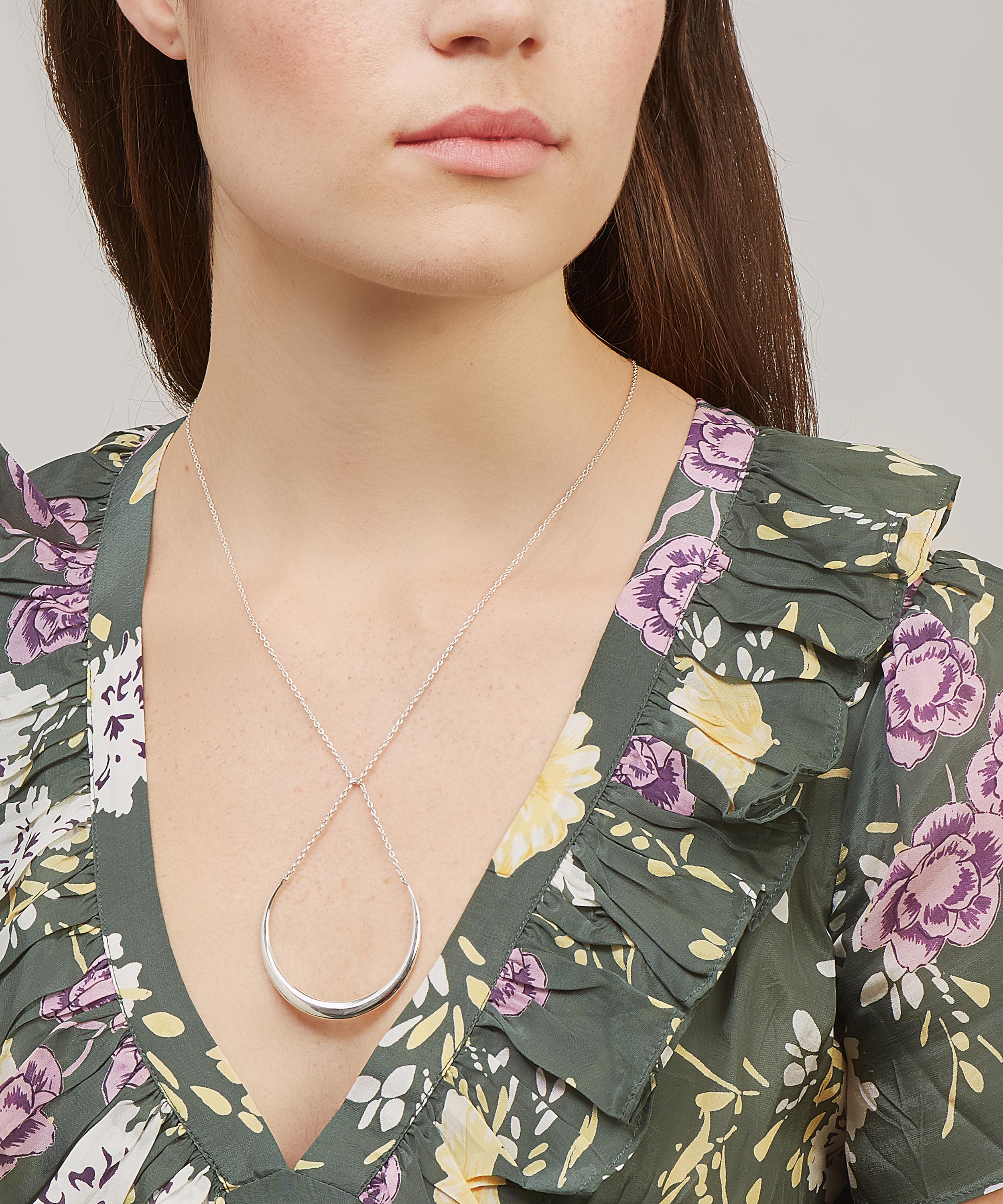 Dinny Hall - Silver Toro Cross Chain Horn Pendant Necklace image number 1