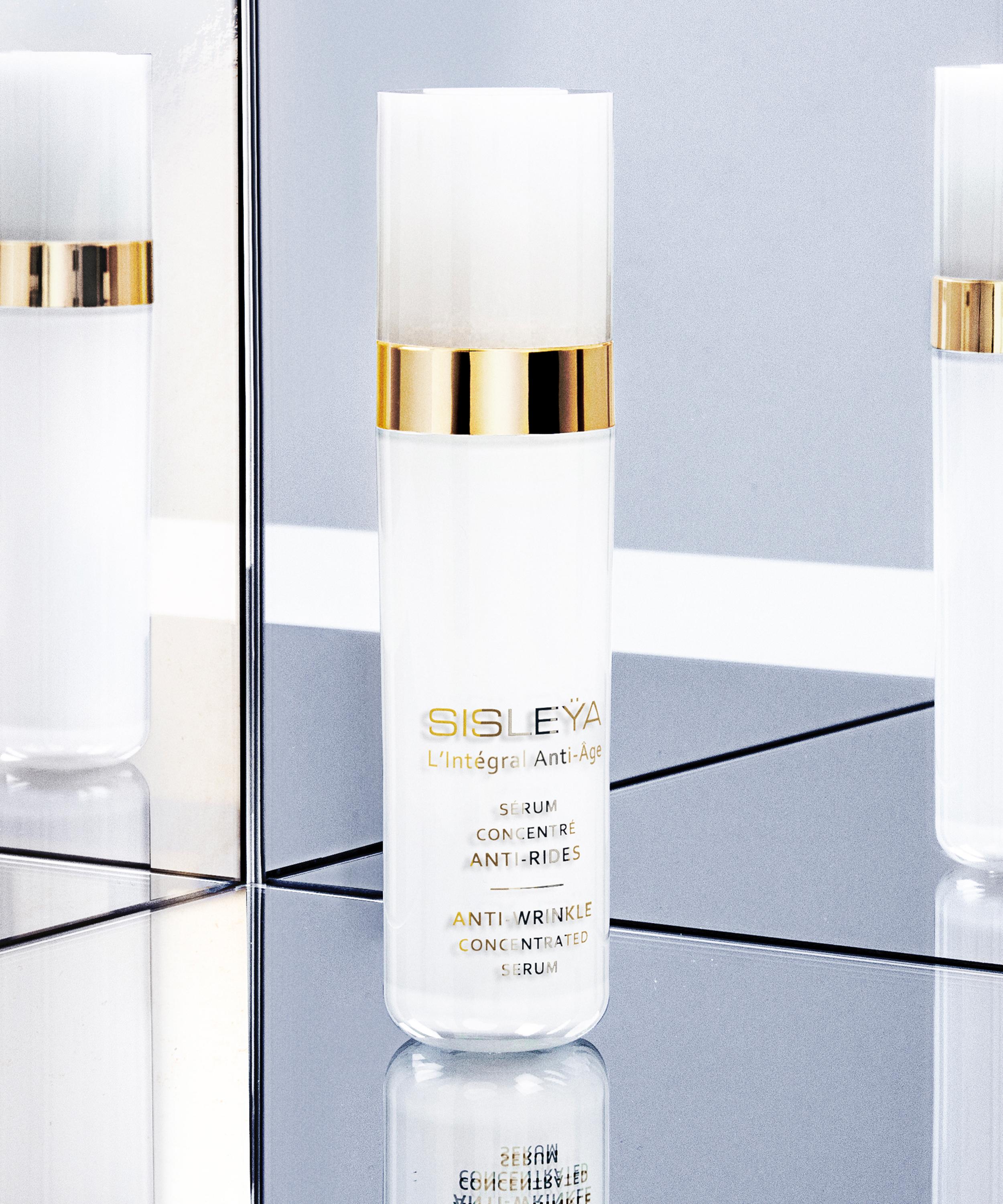 Sisley Paris - Sisleÿa L'Intégral Anti-Âge Anti-Wrinkle Concentrated Serum 30ml image number 1