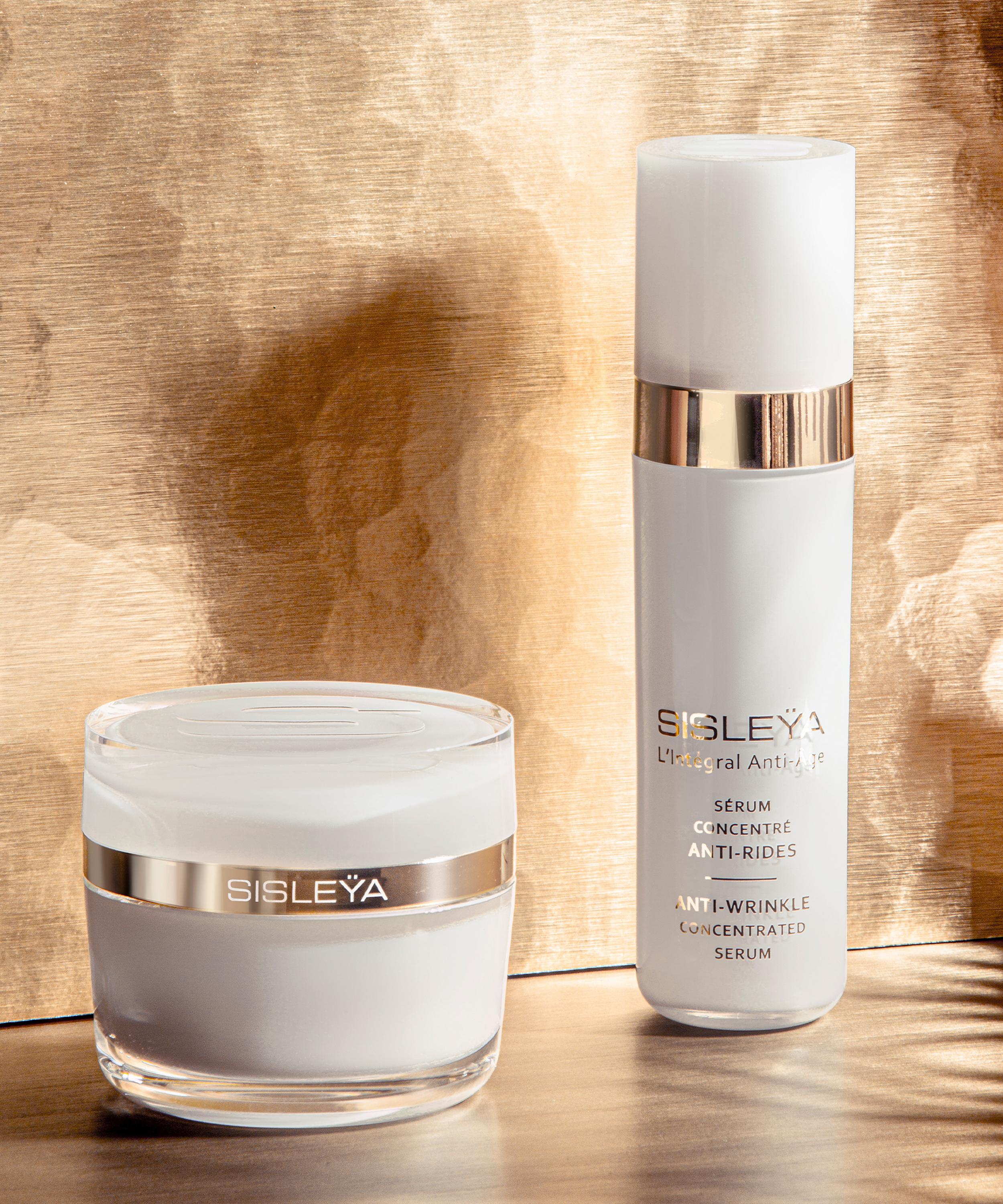 Sisley Paris - Sisleÿa L'Intégral Anti-Âge Anti-Wrinkle Concentrated Serum 30ml image number 2