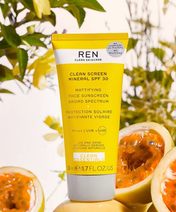 REN Clean Skincare - Clean Screen Mineral SPF 30 50ml image number 2