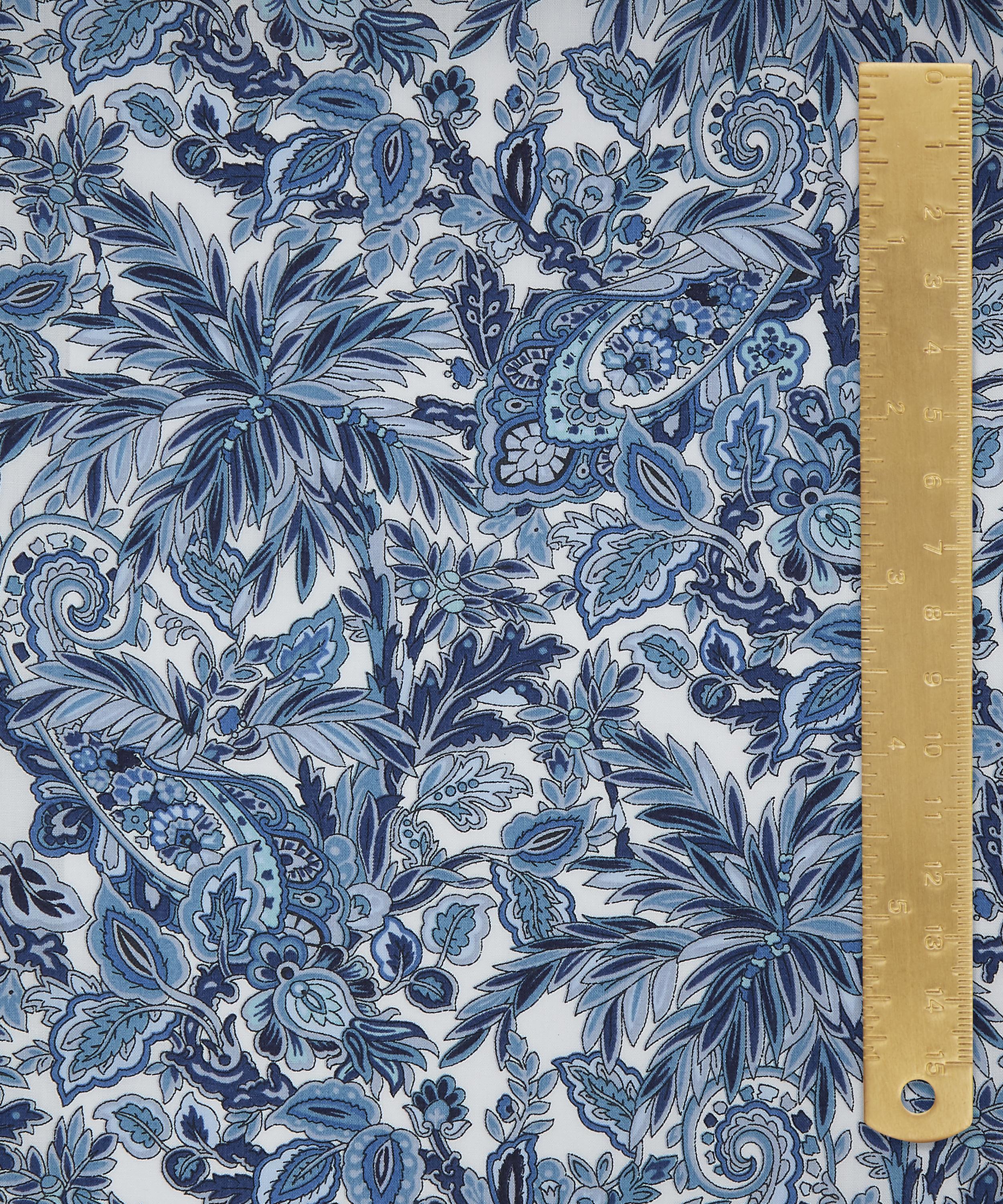 Liberty Fabrics - Faraway Palm Tana Lawn™ Cotton image number 4