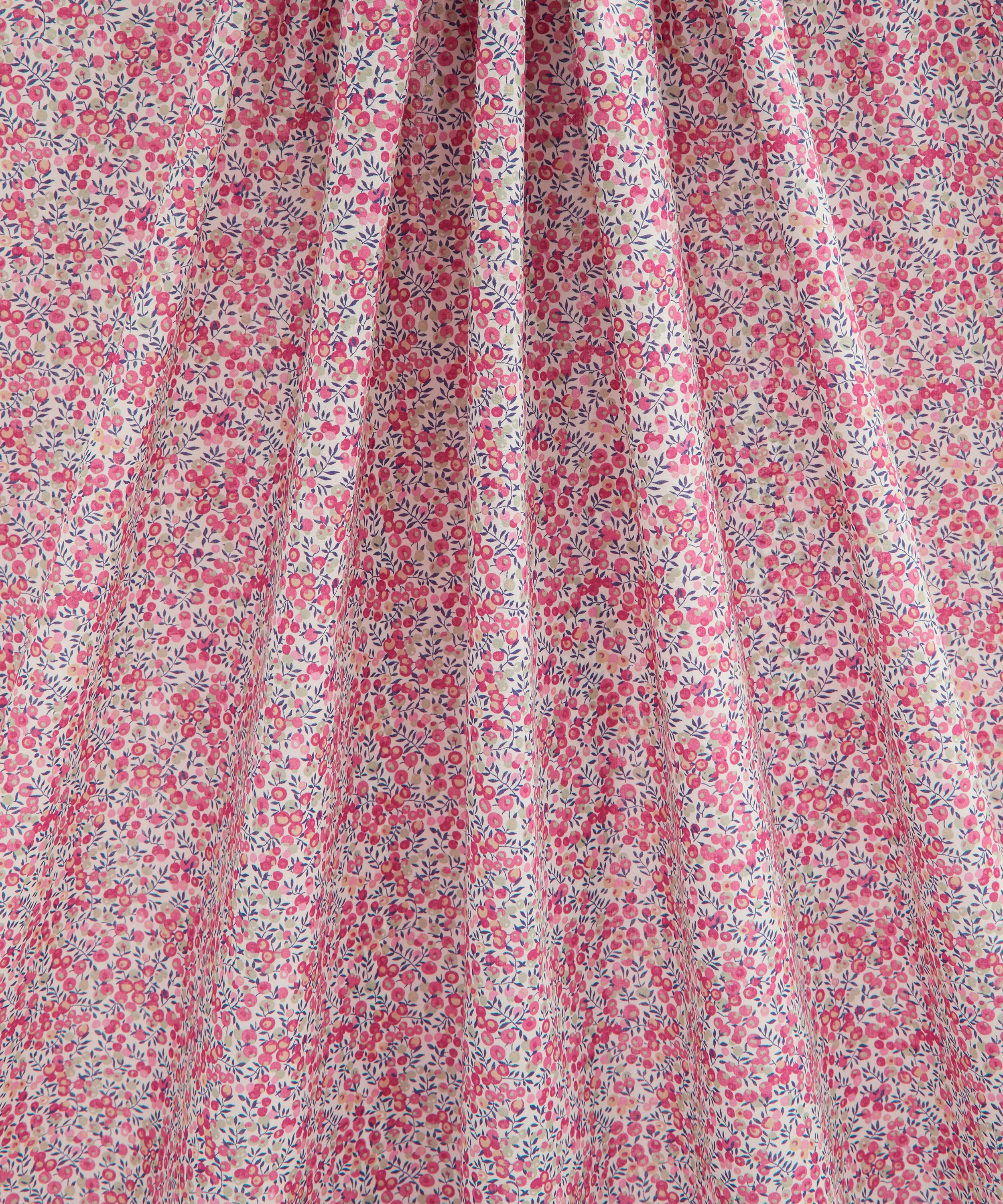 Liberty Fabrics - Wiltshire Bud Tana Lawn™ Cotton image number 3