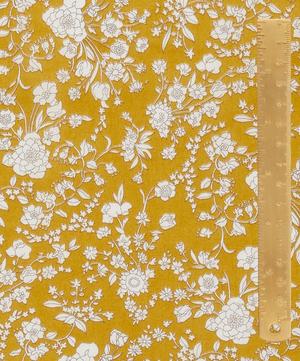 Liberty Fabrics - Summer Blooms Tana Lawn™ Cotton image number 5