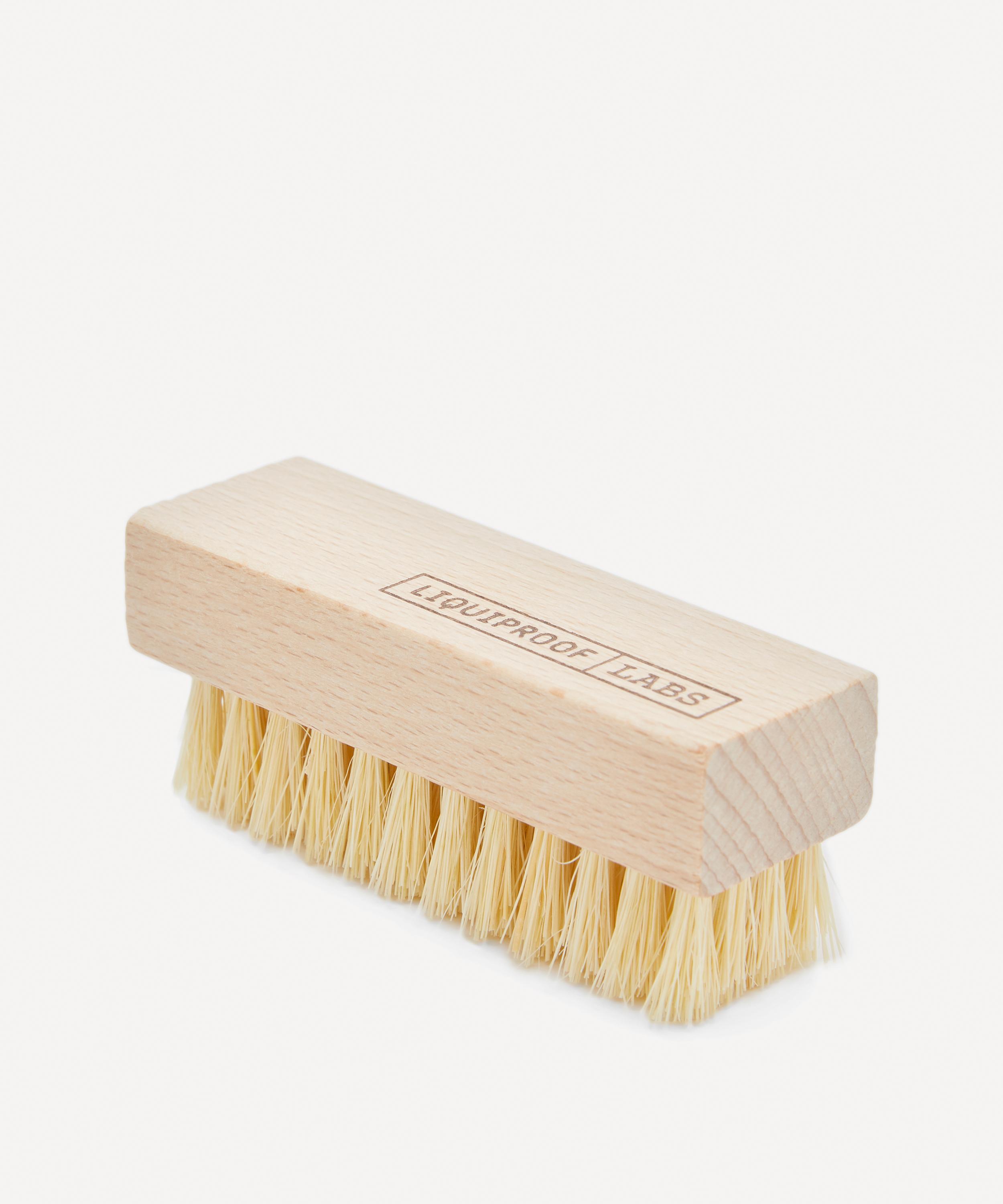 Liquiproof - Premium Vegetable Fibre Brush image number 0