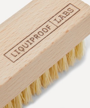 Liquiproof - Premium Vegetable Fibre Brush image number 2