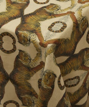 Avenida Home - Tiger Large 300x150cm Linen Tablecloth image number 2