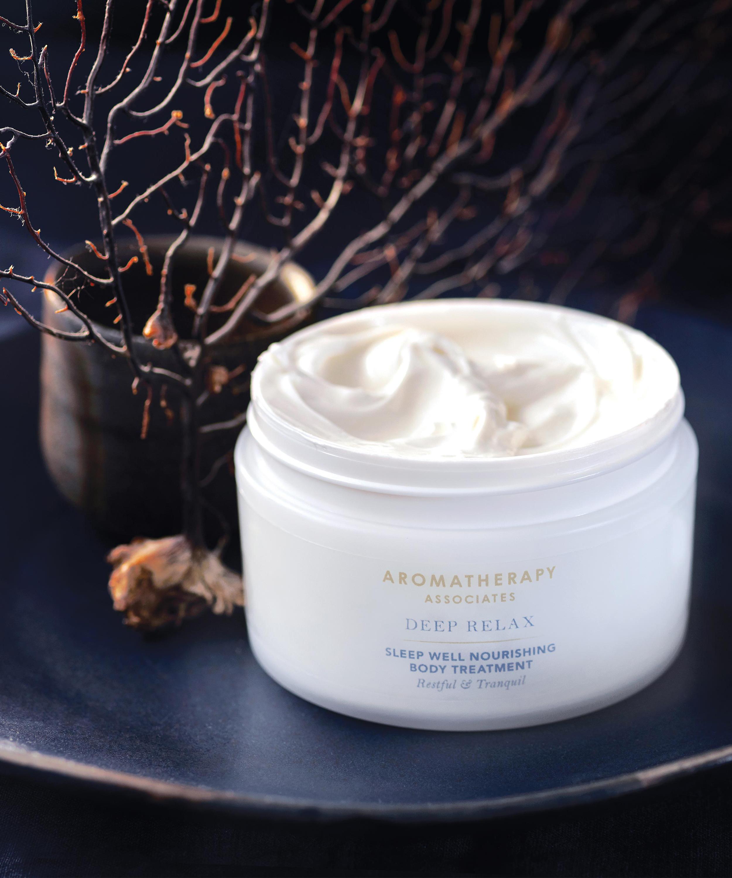 Aromatherapy Associates - Deep Relax Sleep Well Nourishing Body Treatment 200ml image number 1