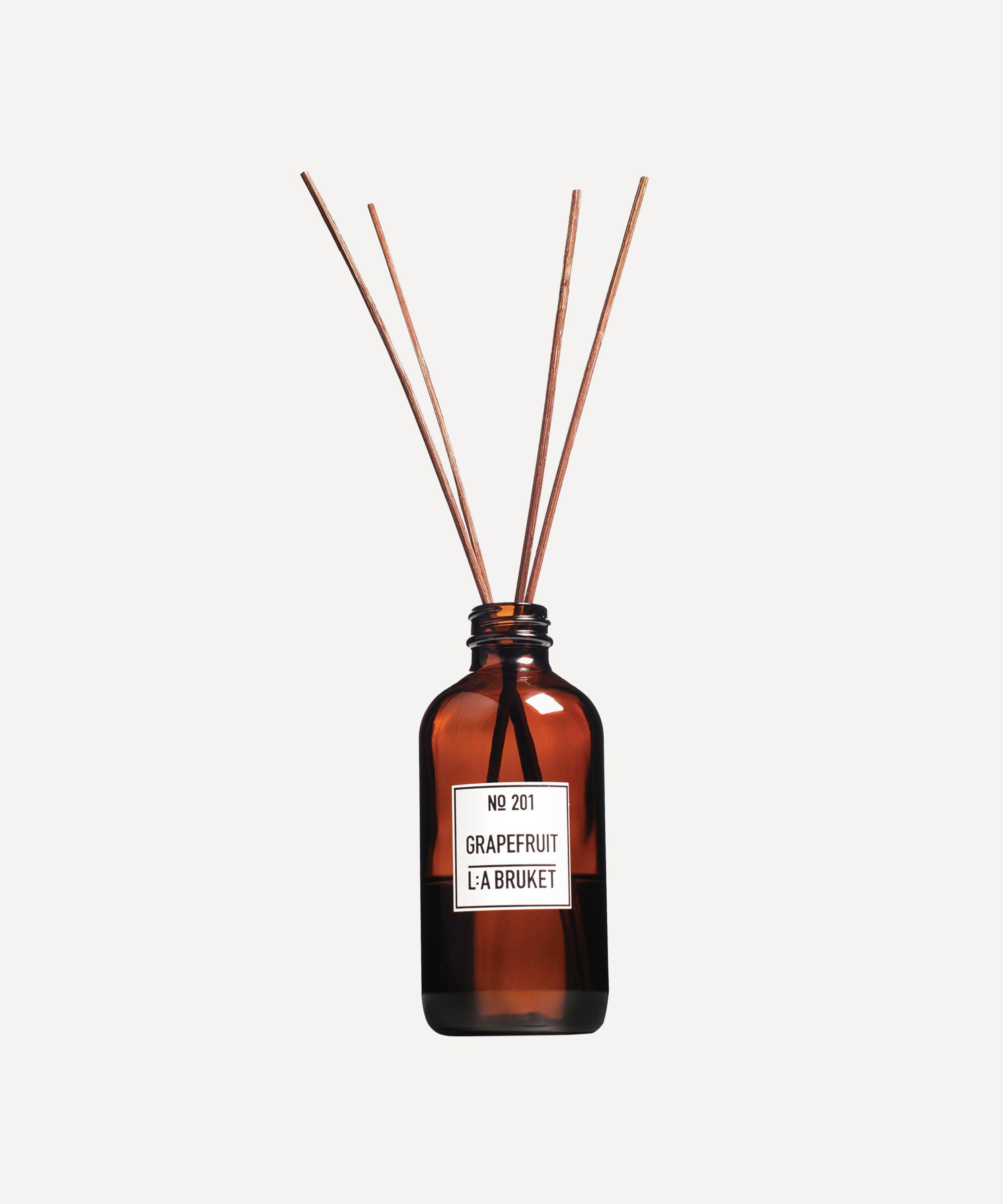 L:A Bruket - 201 Grapefruit Room Diffuser 200ml image number 0