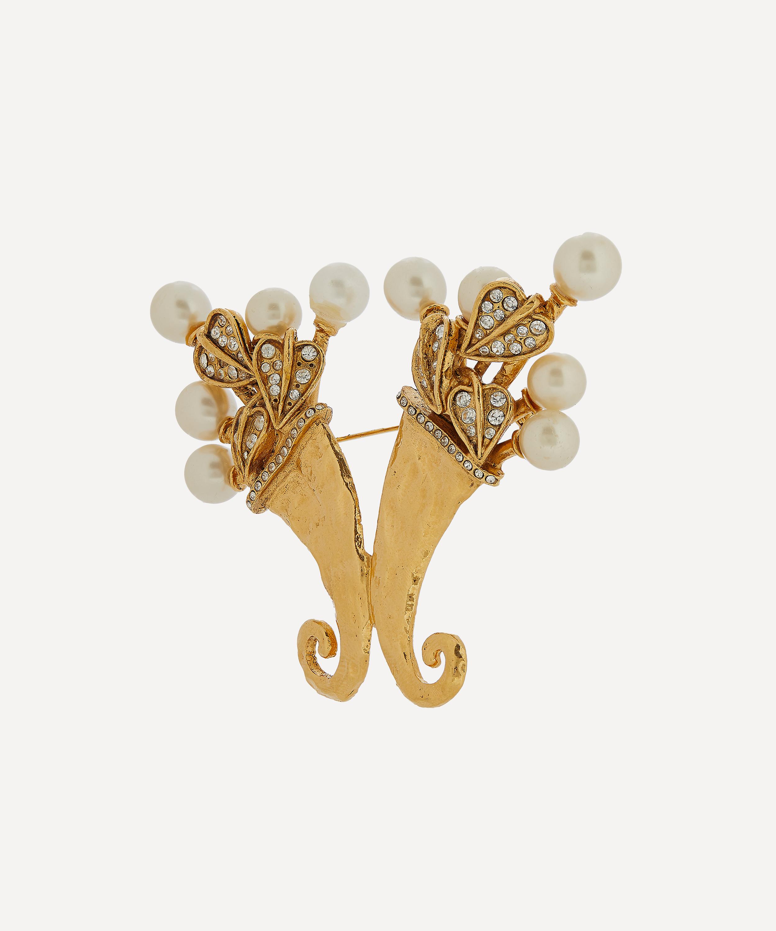 Designer Vintage - 1980s Chanel Faux Pearl and Diamond Cornucopia Brooch image number 2