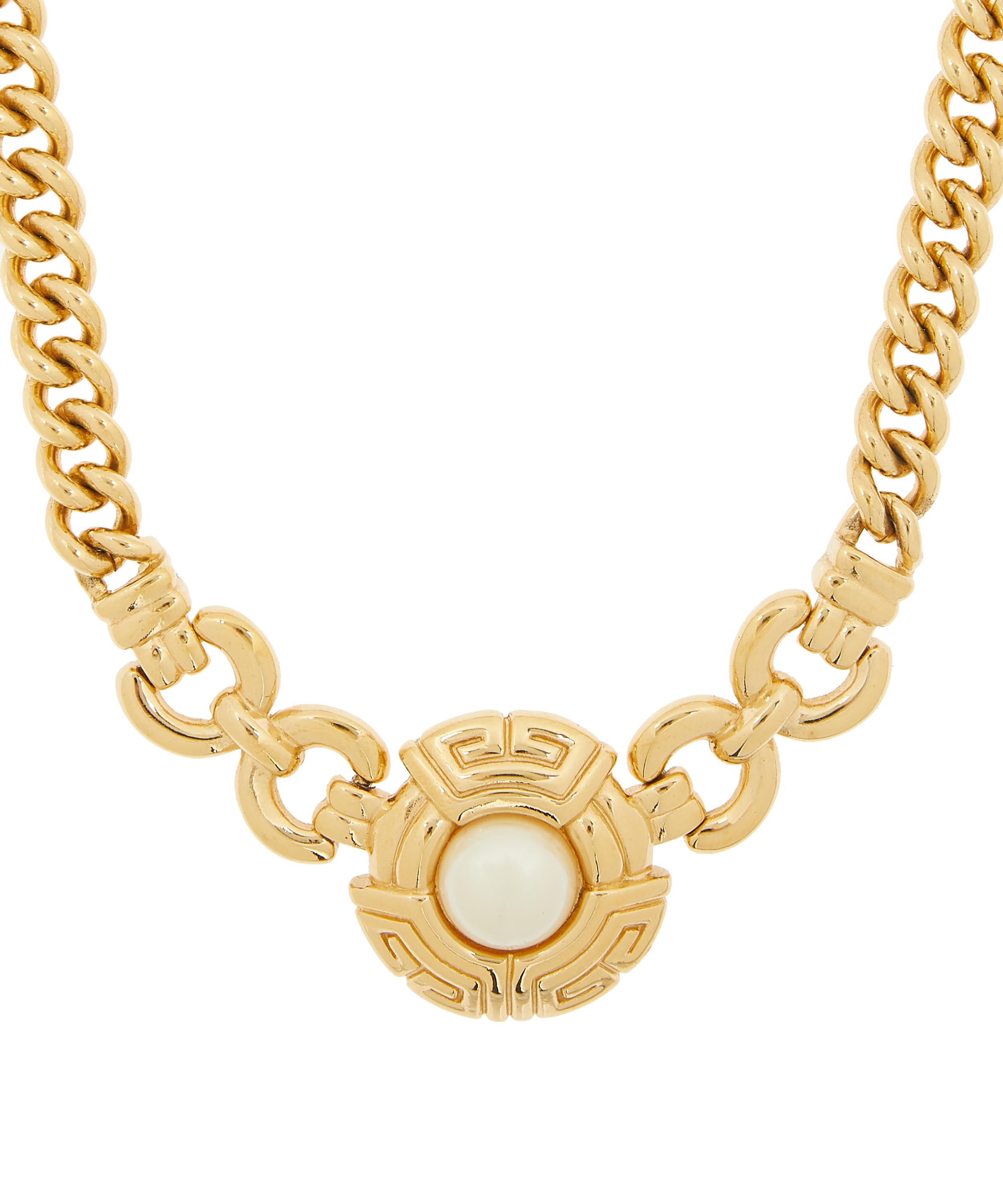 Designer Vintage - 1980s Givenchy Gilt Faux Pearl Necklace image number 0