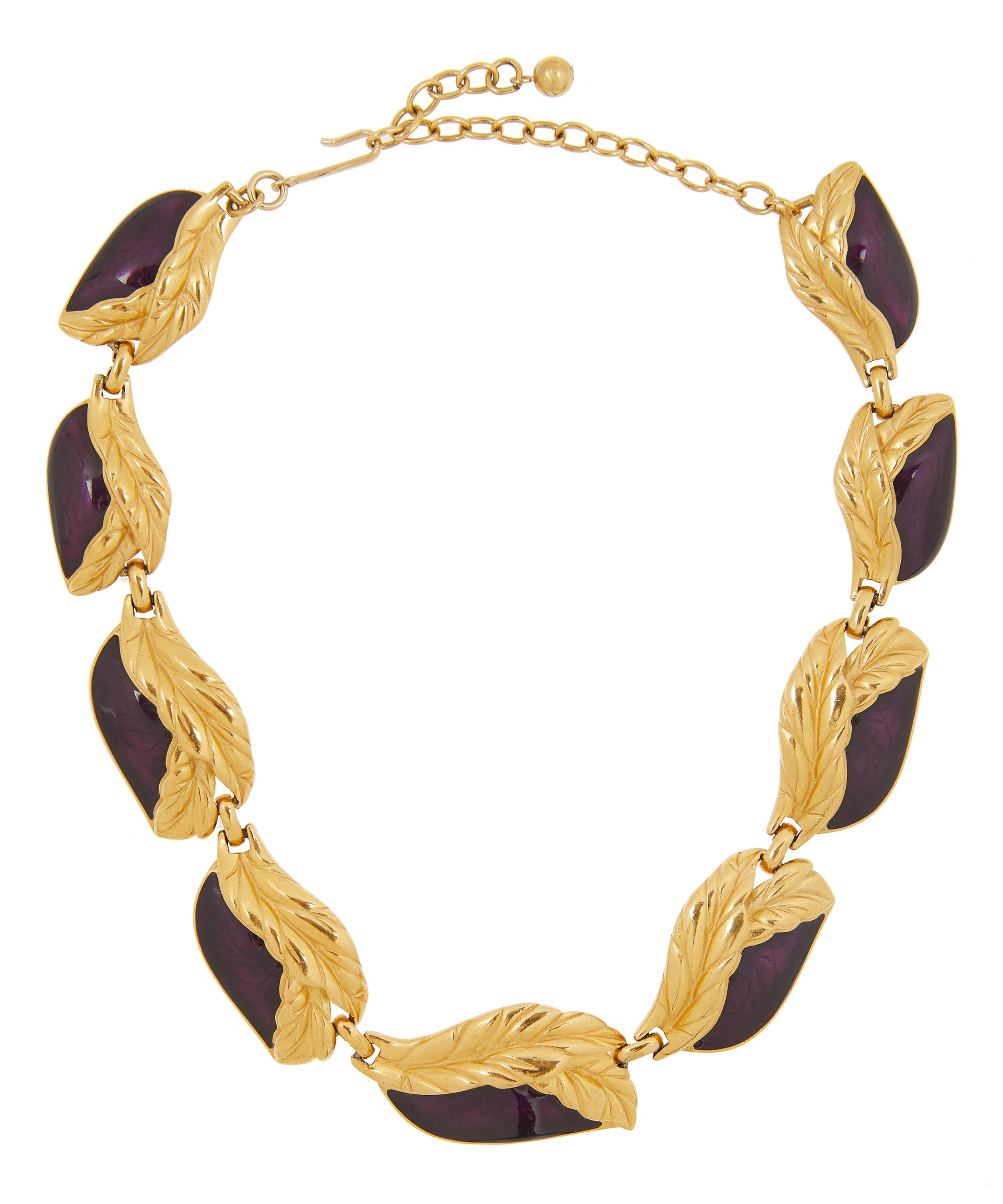 Designer Vintage - 1950s Trifari Gilt Enamel Foliage Necklace image number 0