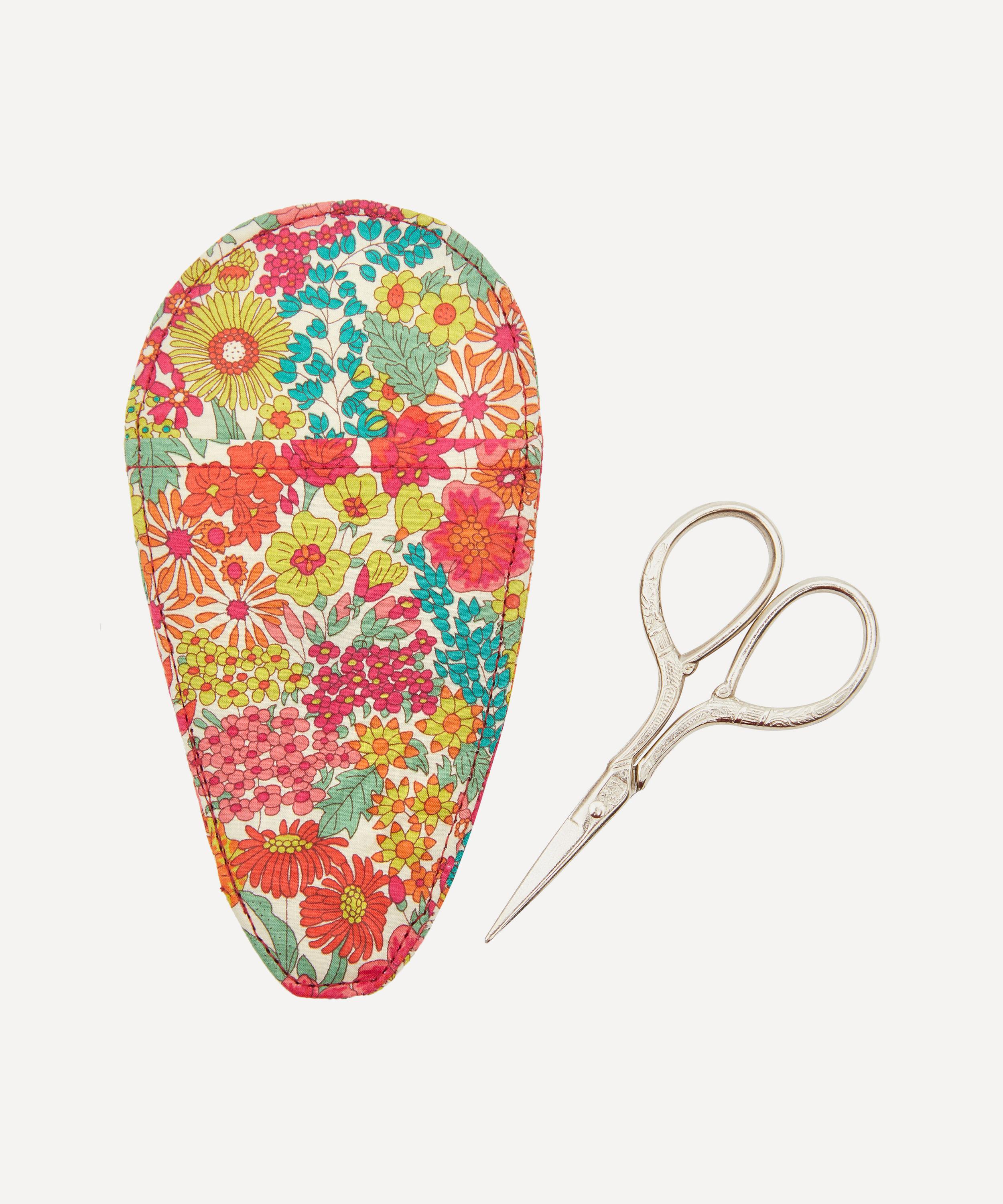 Liberty - Margaret Annie Print Sewing Scissors in Pouch image number 1