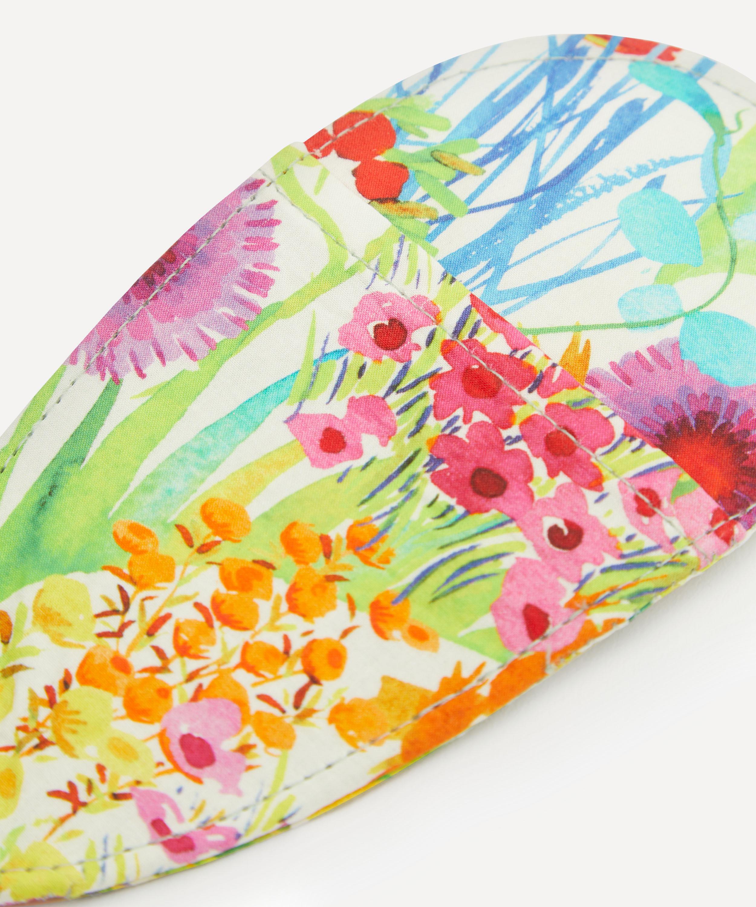 Liberty - Tresco Print Sewing Scissors in Pouch image number 2