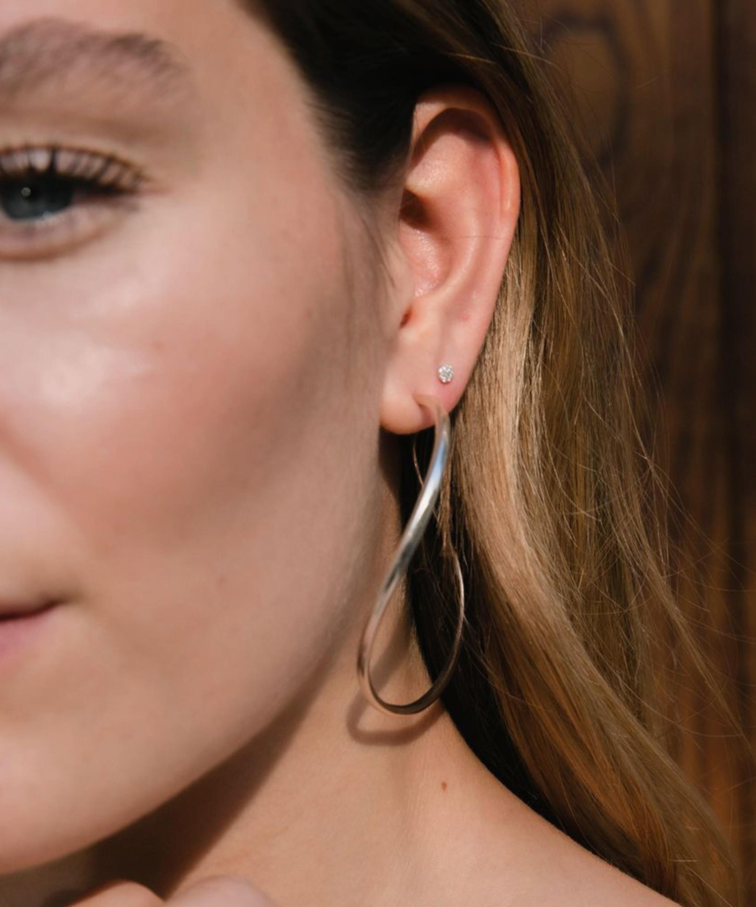 Dinny Hall - Silver Wave XL Hoop Earrings image number 1