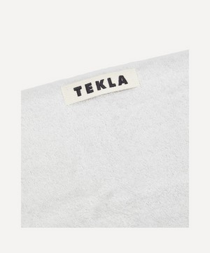 Tekla - Organic Cotton Washcloth in Lunar Rock image number 2
