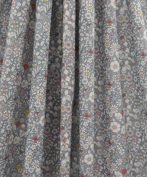 Liberty Fabrics - June’s Meadow Tana Lawn™ Cotton image number 3