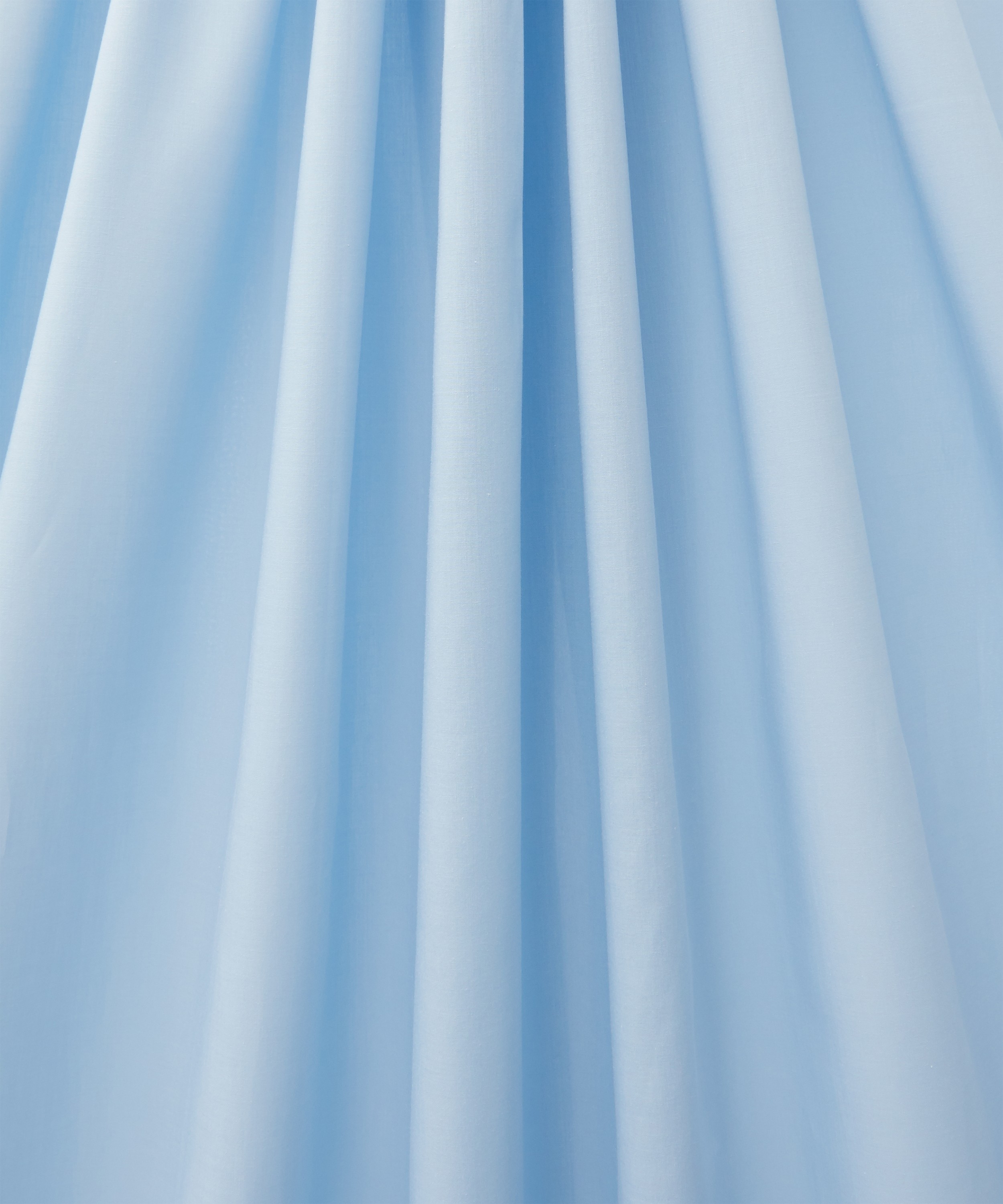 Liberty Fabrics - Sky Plain Tana Lawn™ Cotton image number 2