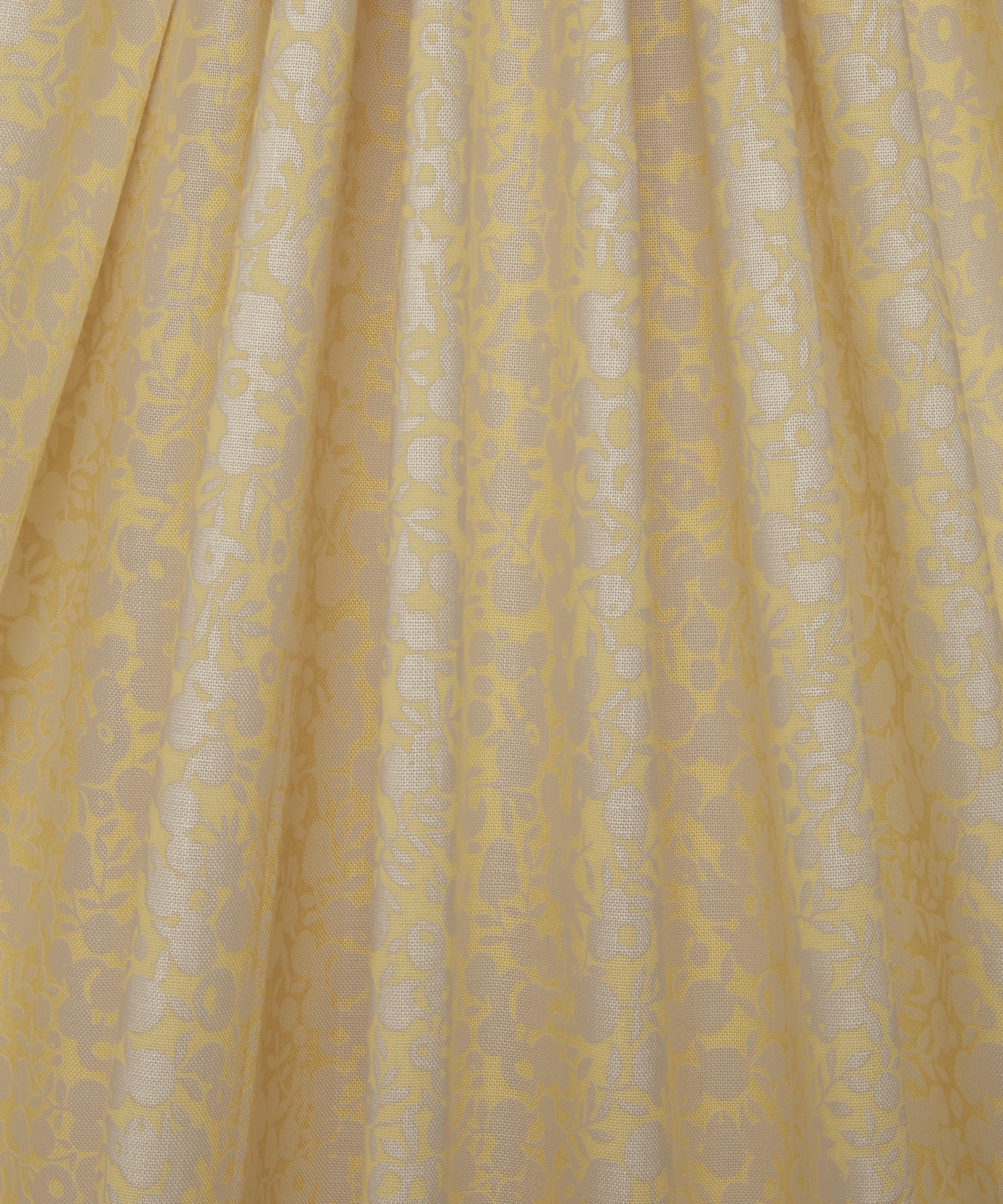Liberty Fabrics - Primrose Wiltshire Shadow Lasenby Quilting Cotton image number 2
