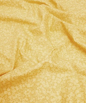 Liberty Fabrics - Custard Wiltshire Shadow Lasenby Quilting Cotton image number 4