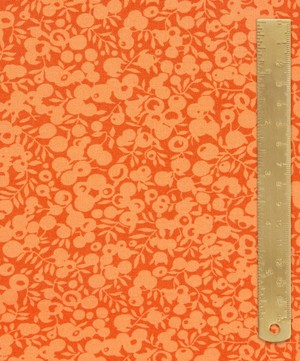 Liberty Fabrics - Clementine Wiltshire Shadow Lasenby Quilting Cotton image number 4