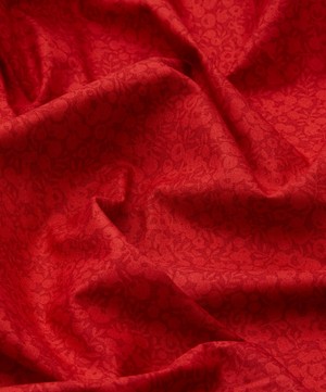 Liberty Fabrics - Ruby Wiltshire Shadow Lasenby Quilting Cotton image number 4