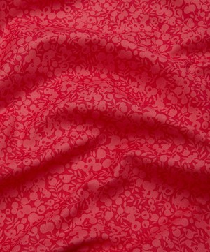 Liberty Fabrics - Raspberry Wiltshire Shadow Lasenby Quilting Cotton image number 4