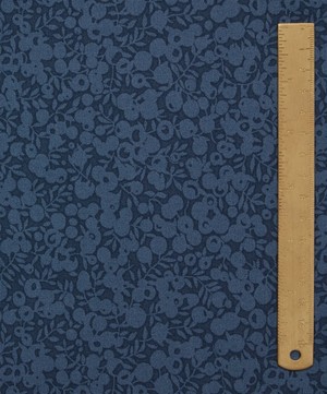 Liberty Fabrics - Chambray Wiltshire Shadow Lasenby Quilting Cotton image number 5