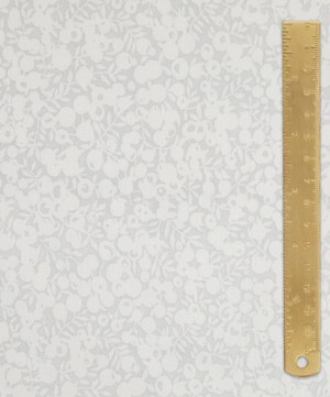 Liberty Fabrics - Dove Wiltshire Shadow Lasenby Quilting Cotton image number 5