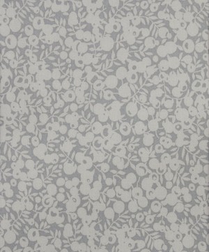Liberty Fabrics - Smoke Wiltshire Shadow Lasenby Quilting Cotton image number 0