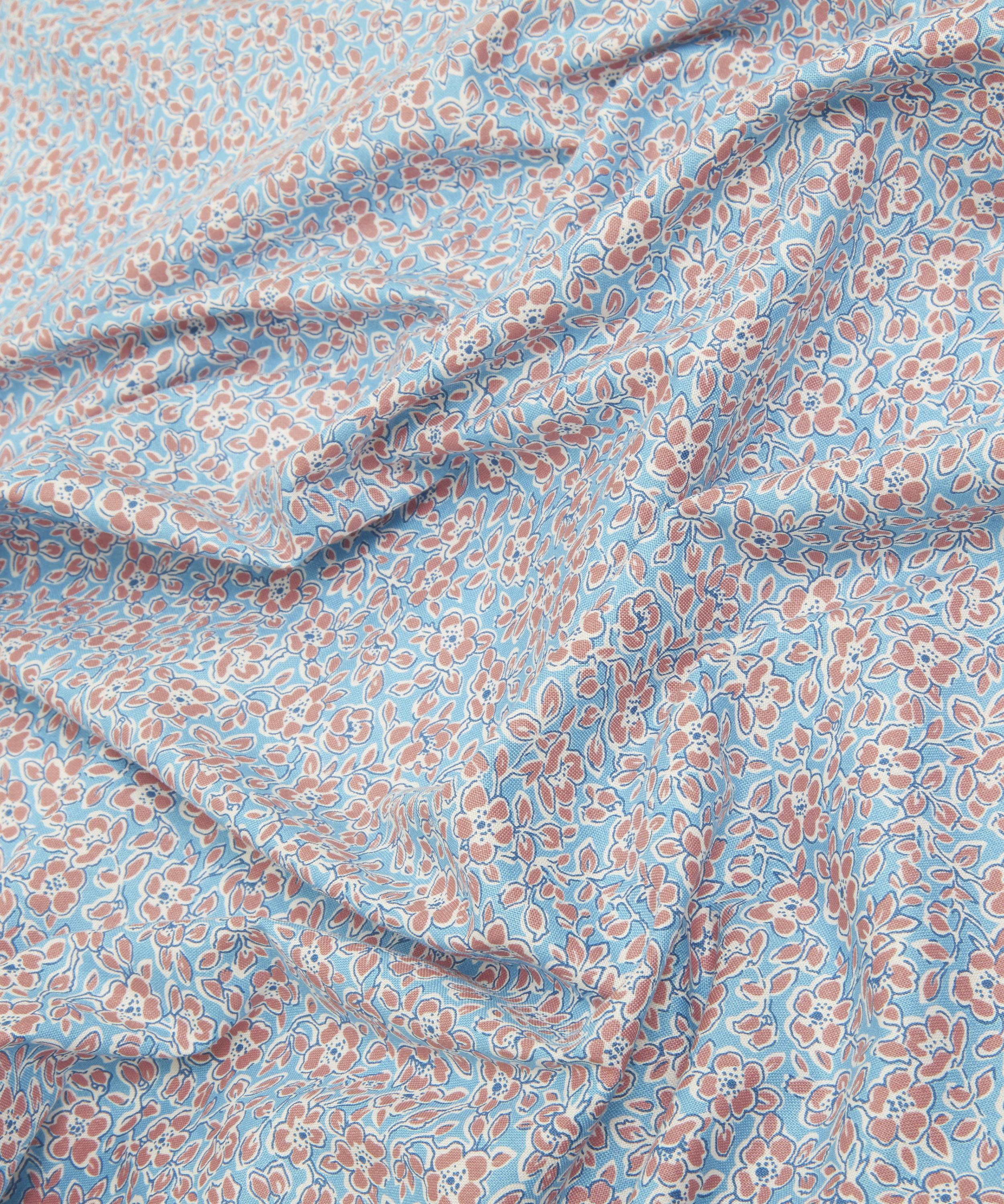Liberty Fabrics - Chatsworth Blossom Lasenby Quilting Cotton image number 3