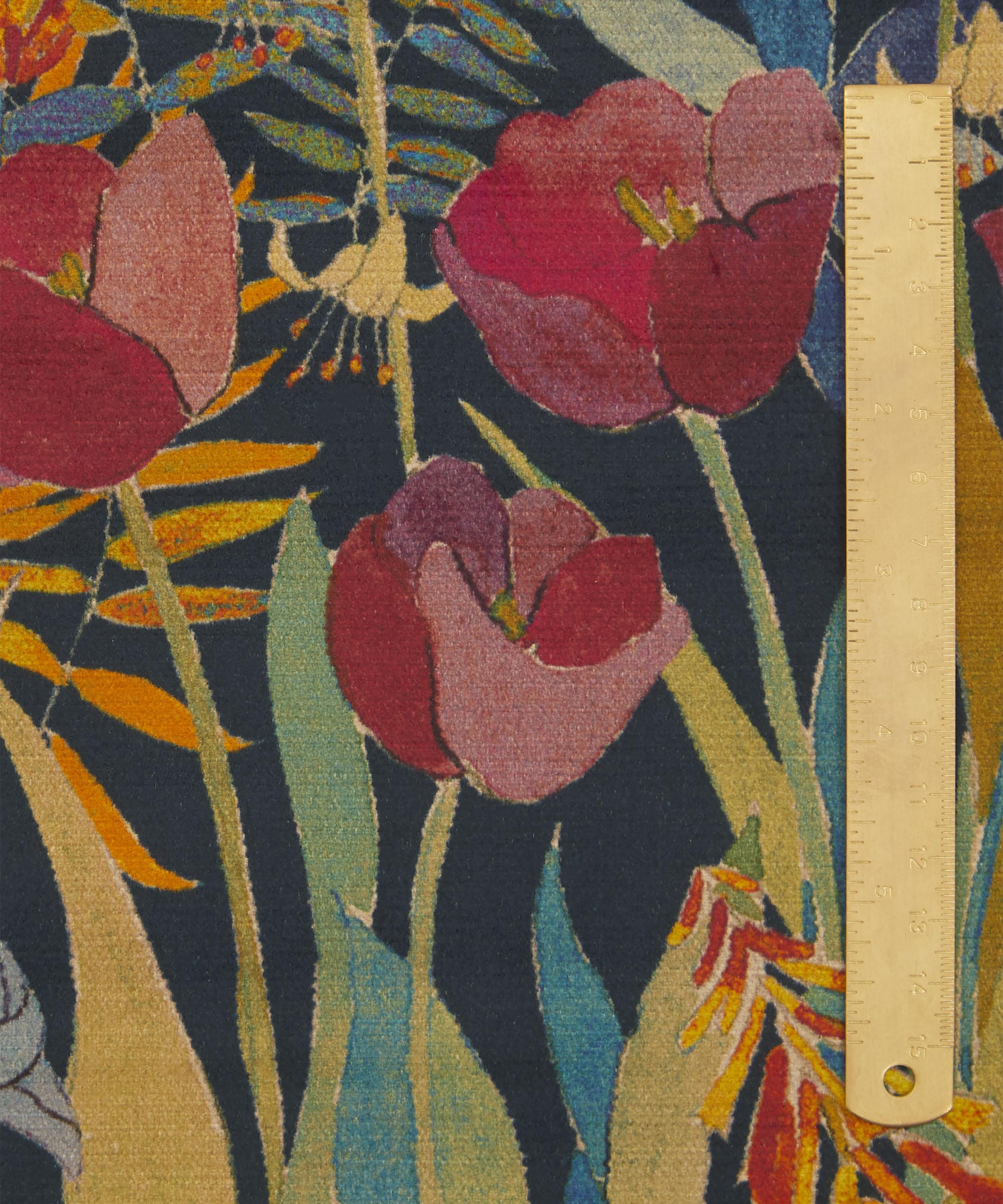 Liberty Interiors - Faria Flowers Vintage Velvet in Lichen image number 3