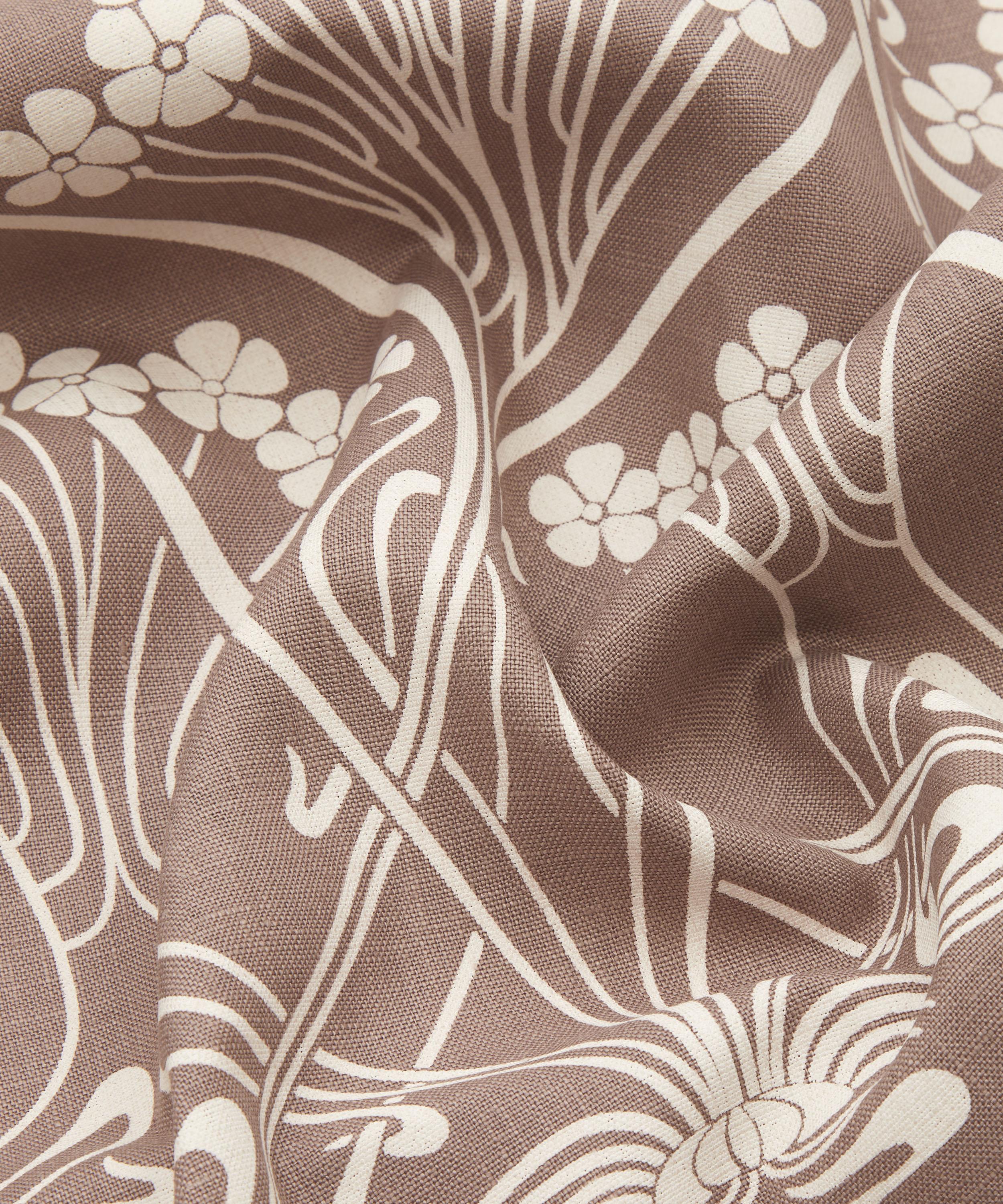 Liberty Interiors - Ianthe Bloom Stencil Chiltern Linen in Lacquer image number 2