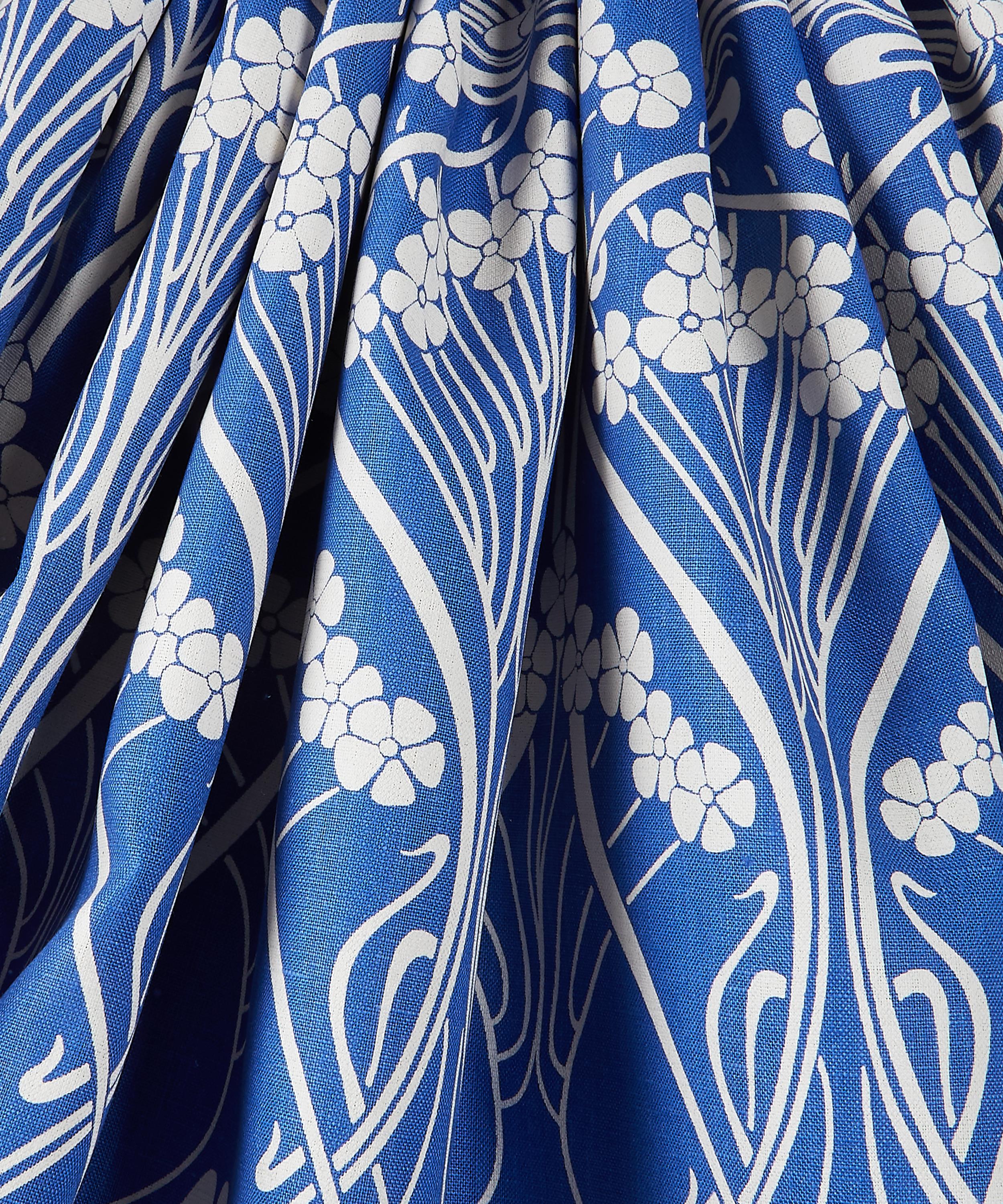 Liberty Interiors - Ianthe Bloom Stencil Chiltern Linen in Lapis image number 2